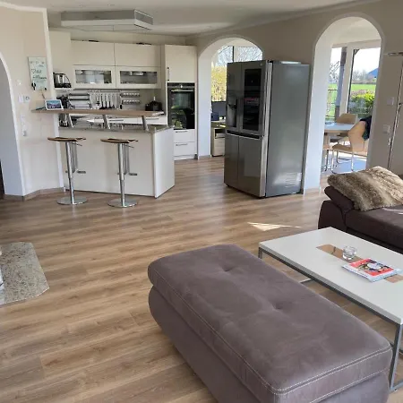 30 Anders 4 * Burg auf Fehmarn